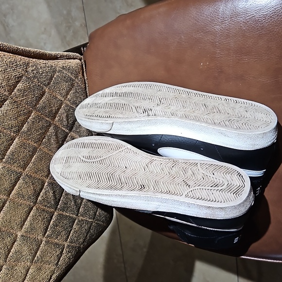 Nike Blazer Mid '77 Vintage Black/White Lace Up Sneakers Shoes - Picture 6 of 6